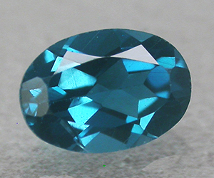 Impresionante piedra preciosa de topacio azul Londres natural ovalada calibrada de 7x5 mm - 3
