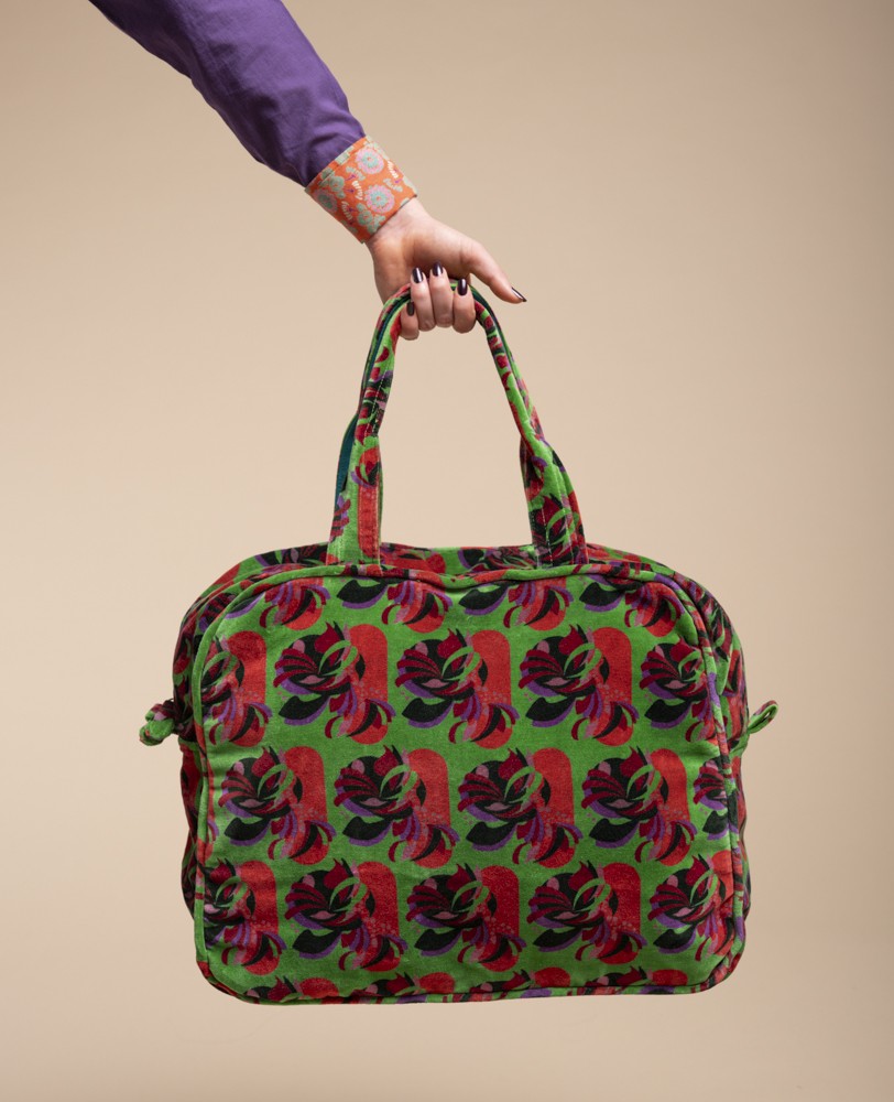 Weekendbags, kimonos, accesories etc - 25