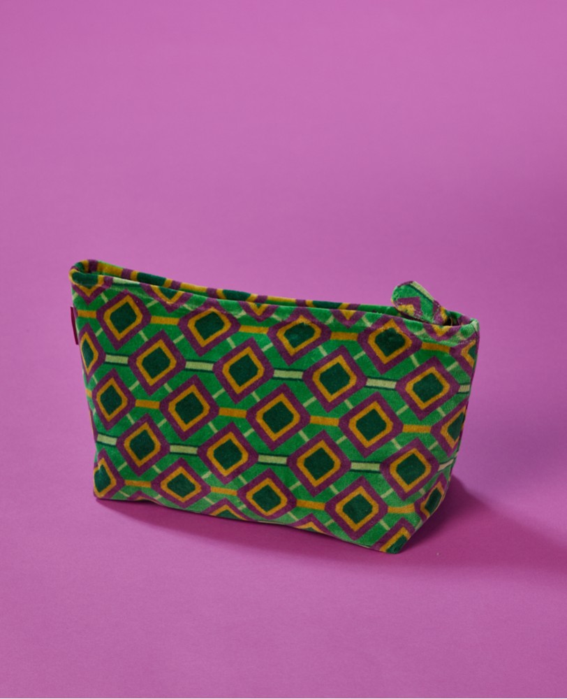 Weekendbags, kimonos, accesories etc - 16