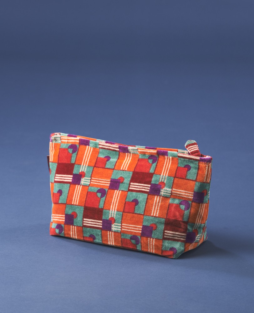 Weekendbags, kimonos, accesories etc - 13