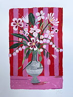 Collage "Bukett och rosa-röd tapet" av Maria C Bernhardsson. Orginal utan ram. 70x50cm.