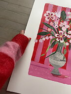Collage "Bukett och rosa-röd tapet" av Maria C Bernhardsson. Orginal utan ram. 70x50cm.