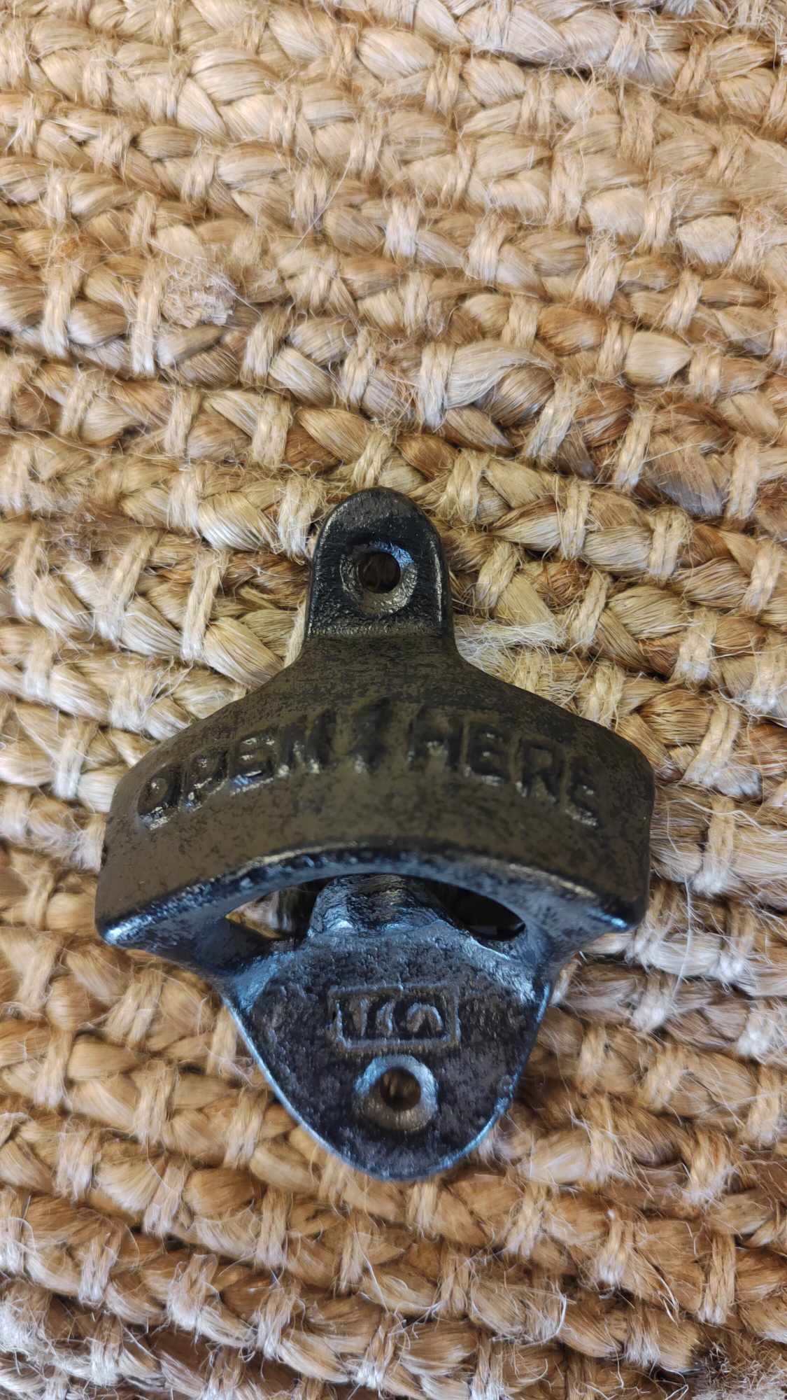 Flasköppnare gjutjärn