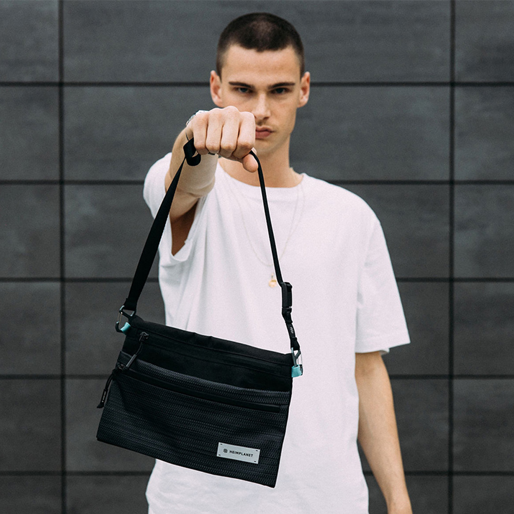 Liten handväska - HEIMPLANET Carry Essentials Neck Pouch A5 - 8