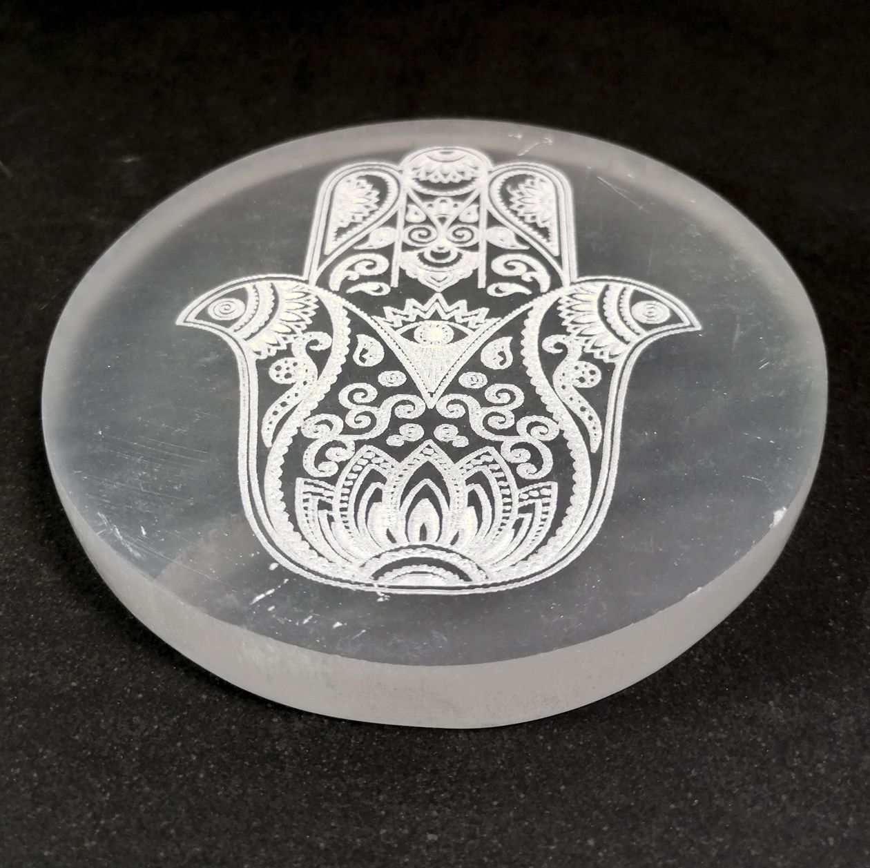 Selenit laddningsplatta - Fatimas Hand / Hamsa - 2