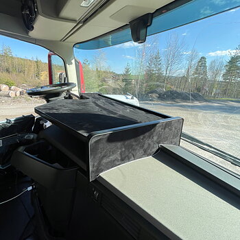 Centrerat bord Volvo FH4