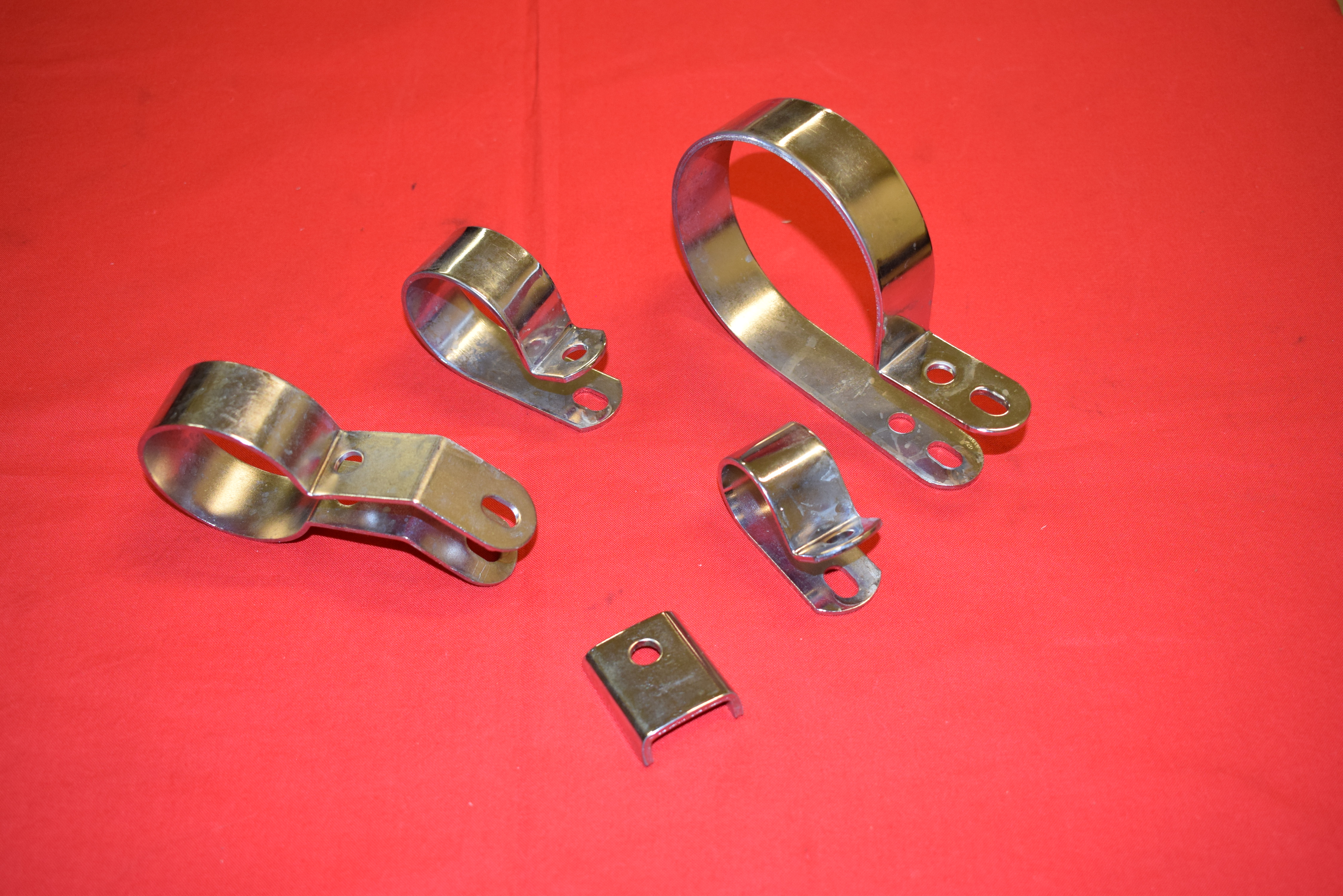 Exhaust Clamp Set HD FL Big Twin 1941-47 Chrome