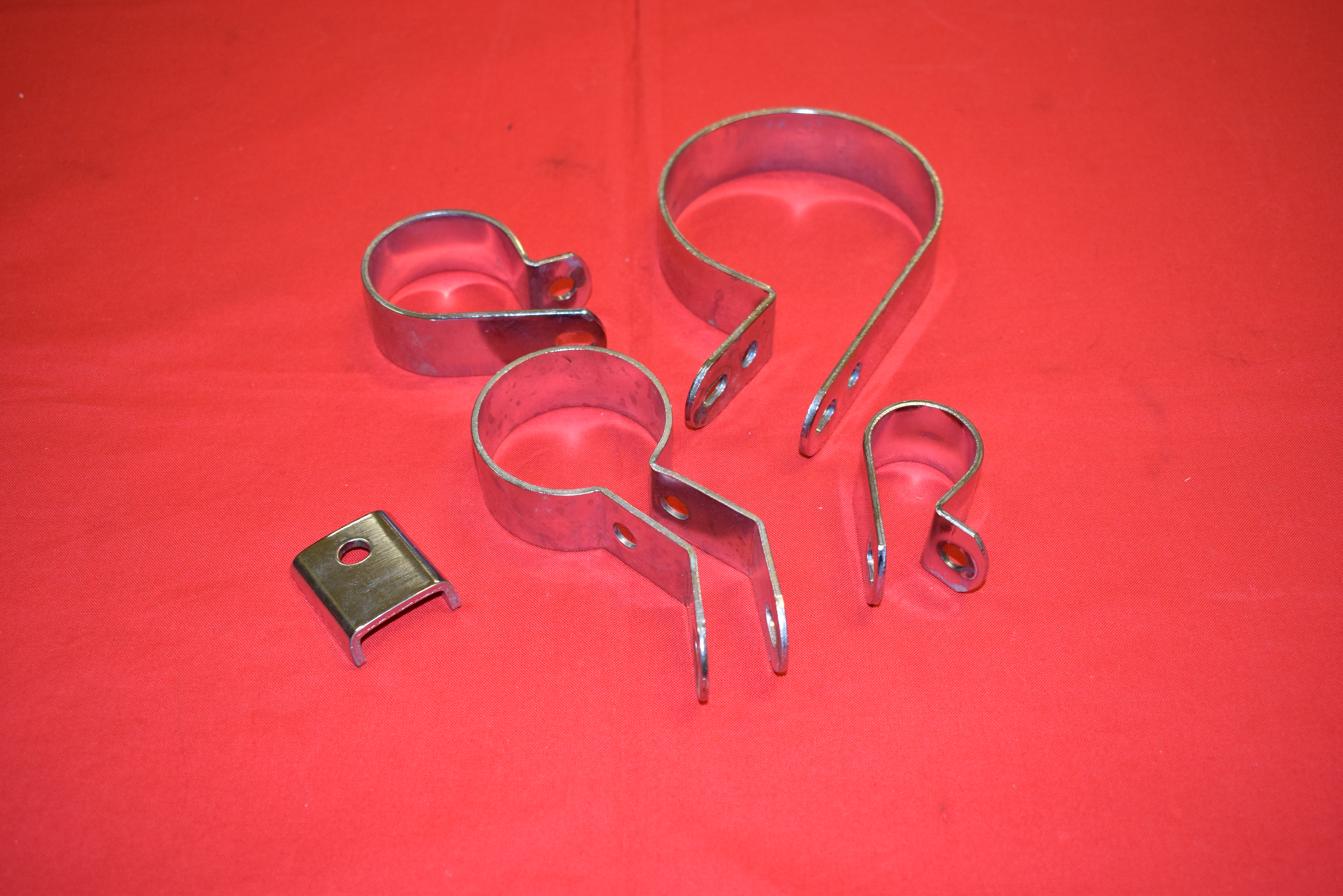 Exhaust Clamp Set HD FL Big Twin 1941-47 Chrome