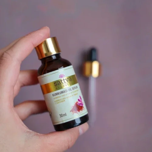 Kumkumadi Oil 30ml, Sattva Ayurveda - 2