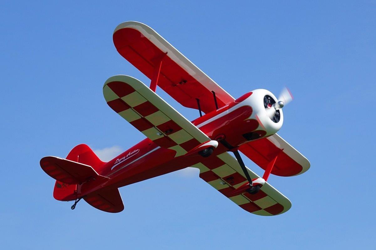 Legacy aviation 85tum Muscle Bipe - Red/White 2,16m - 2