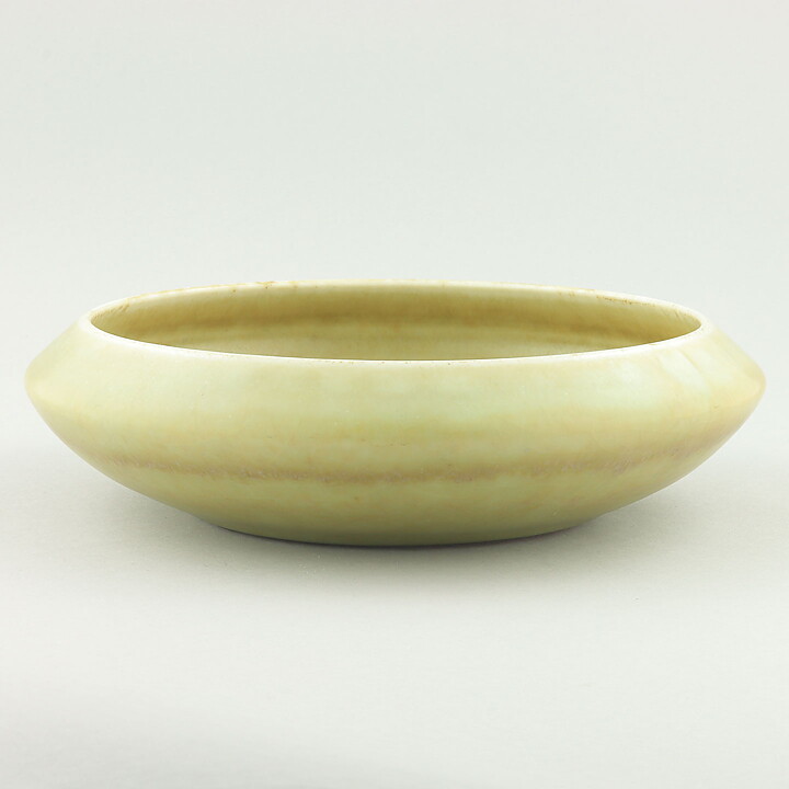 Carl-Harry Stålhane (1956) Unique Yellow Discus Bowl 23 cm