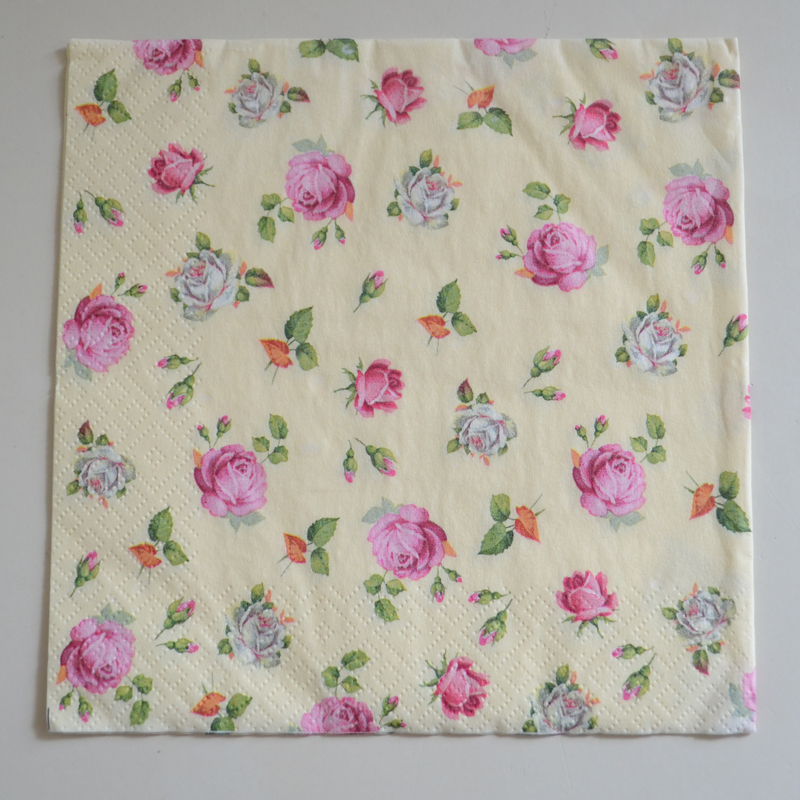 Decoupage servett - små rosor