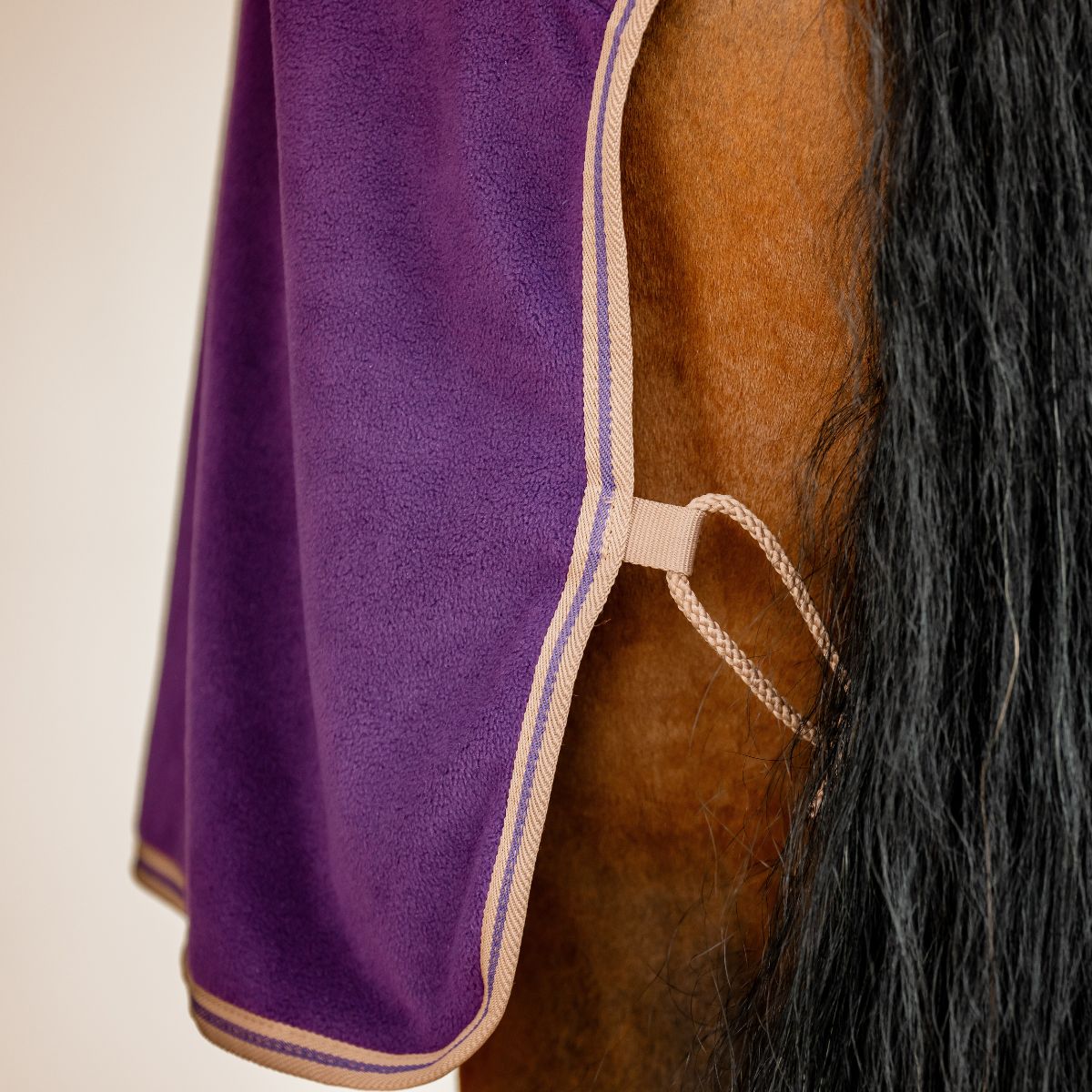 AMIGO FLEECE COOLER  - 6