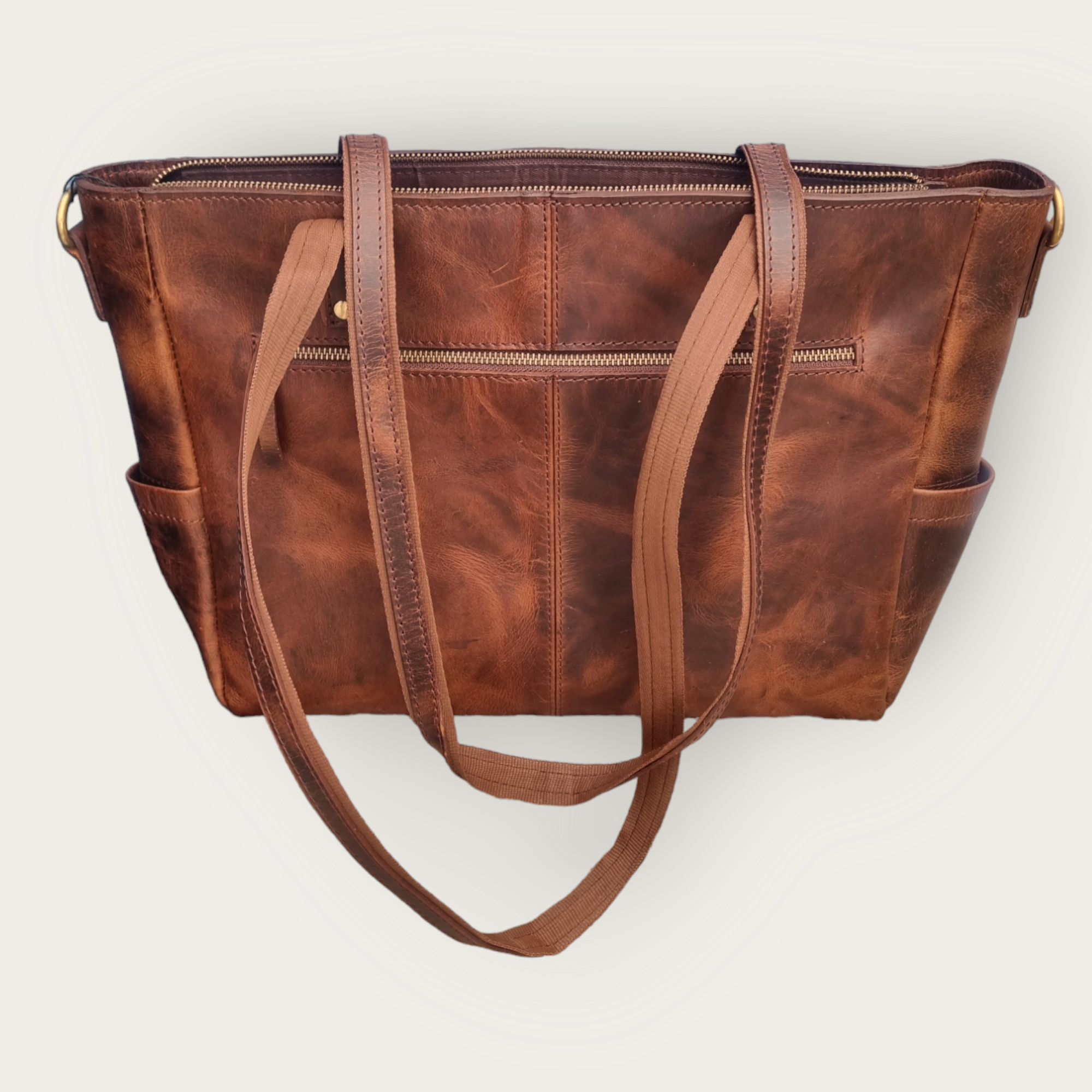 Rustic leather computertote