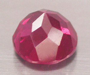 Impresionante granate rodolita natural con talla de diamante de 1,40 ct y 6,2 mm - 2