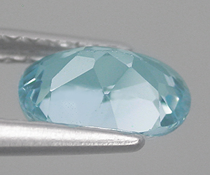 Topacio azul cielo natural de forma ovalada de 0,94 ct - 2