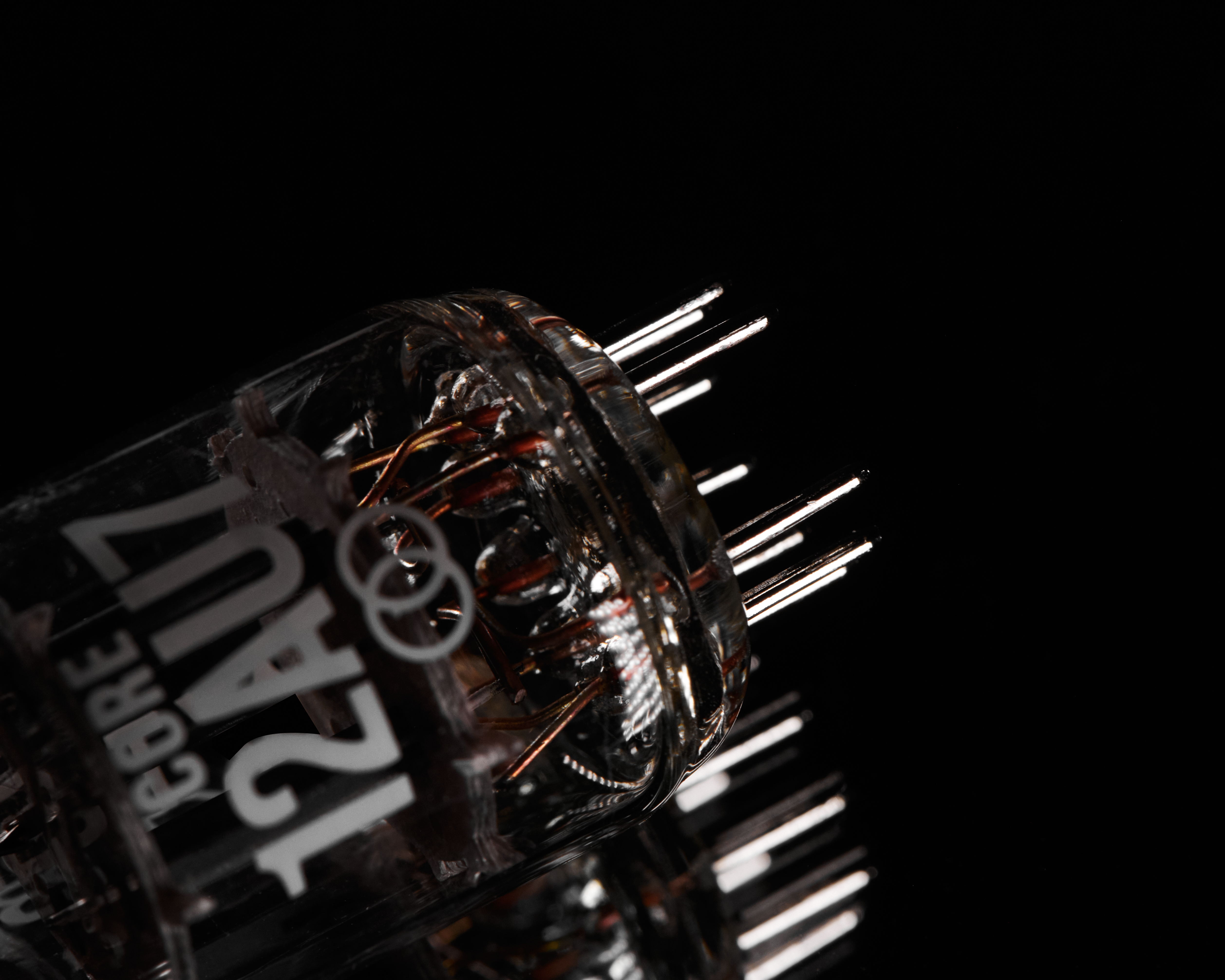 Ray Tubes Vacuum Tube - 12AU7 CORE - 6