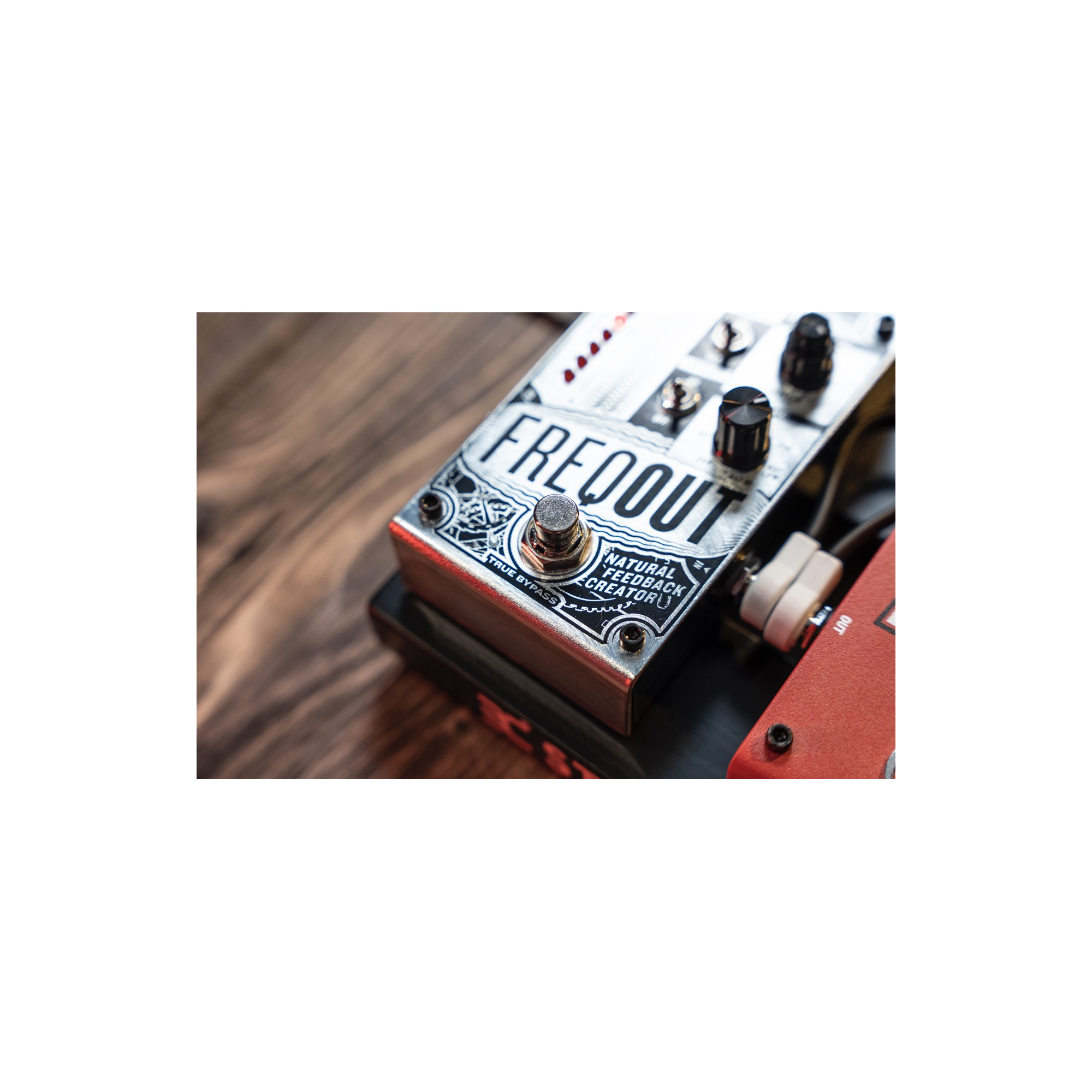 DIGITECH FreqOut - 5