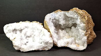 Bergkristall Kvarts Geode i två delar - ca 22 cm
