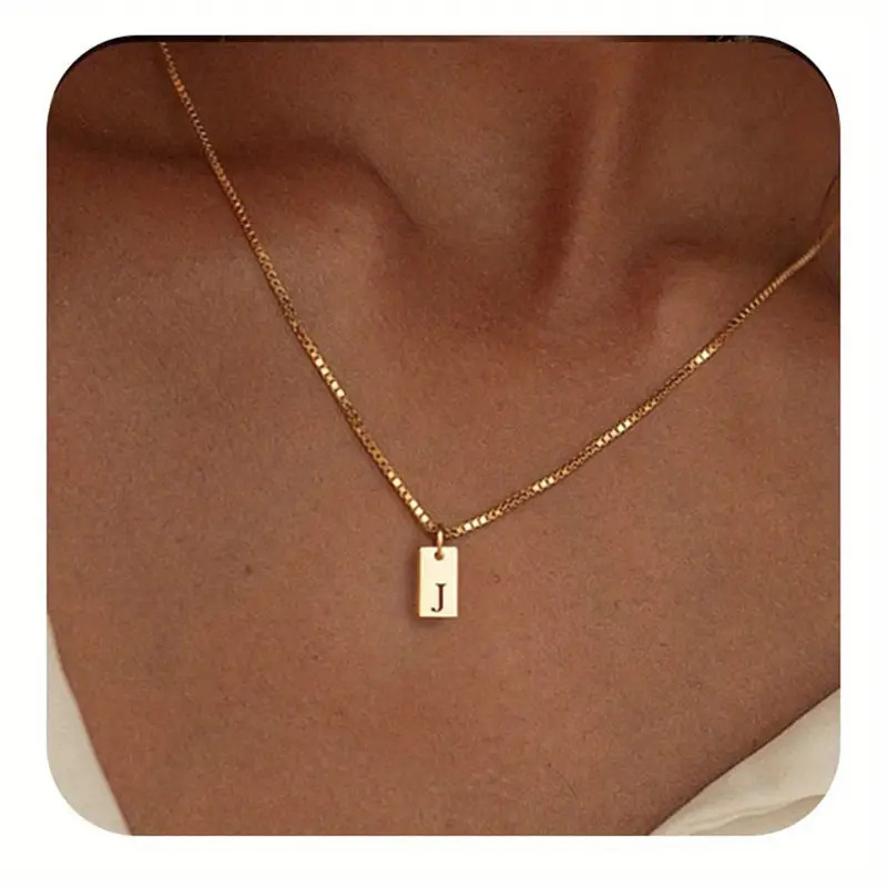 Céleste Necklace Letter Pendant 18K Gold - 16