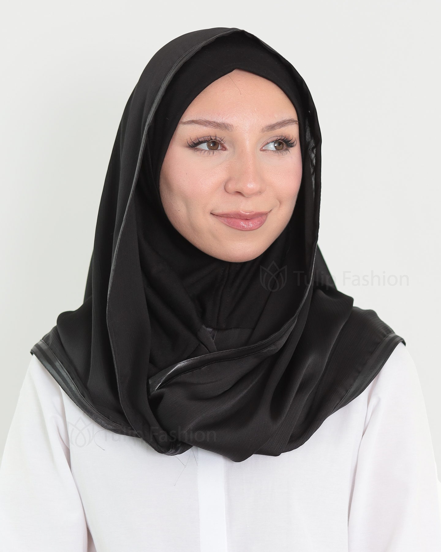 Hijab - Instant Satin - Black - 2