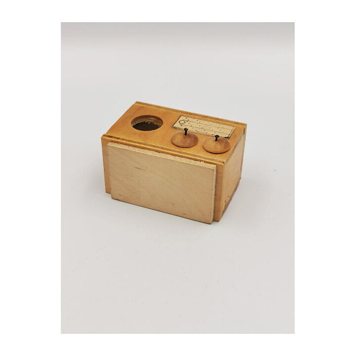 Dukkehus Second Hand - Radio 1930-40-tallet