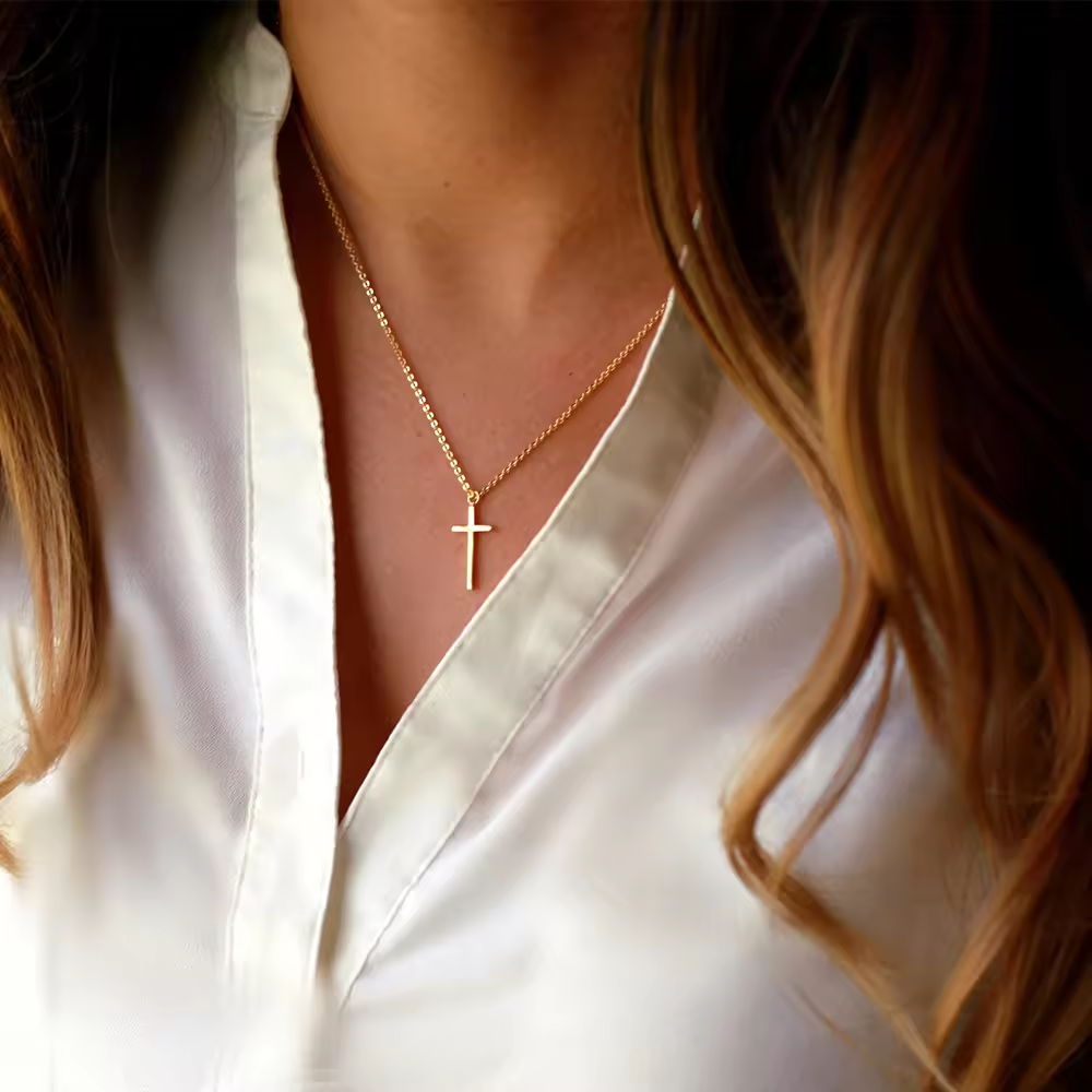 Céleste Necklace Dainty Cross 18K Gold - 2