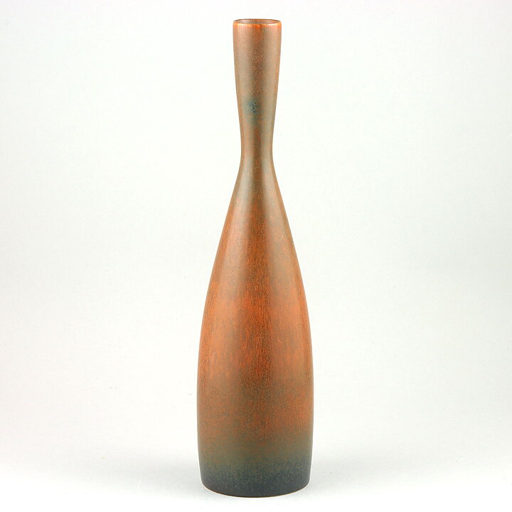 Carl-Harry Stålhane (SYK 1959) Brown Slender Vase 29 cm