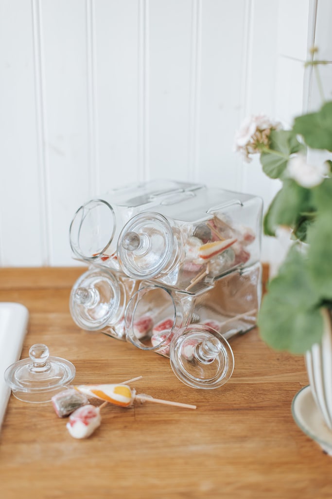 Glass jar, horizontal/stackable with lid - small - 4