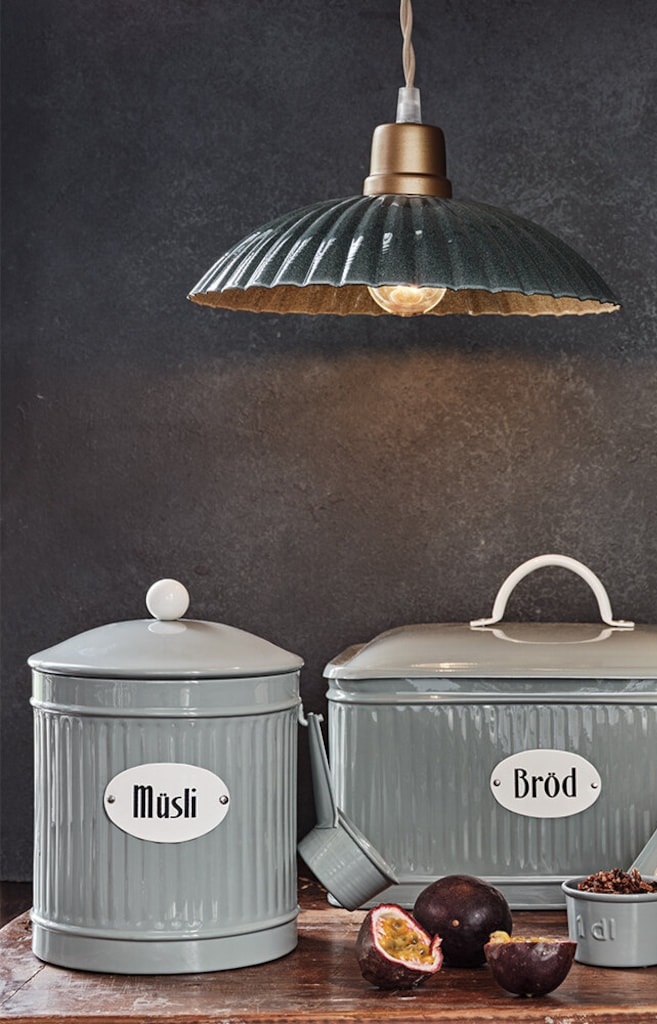 Tin with lid and scoop for Müsli - Green