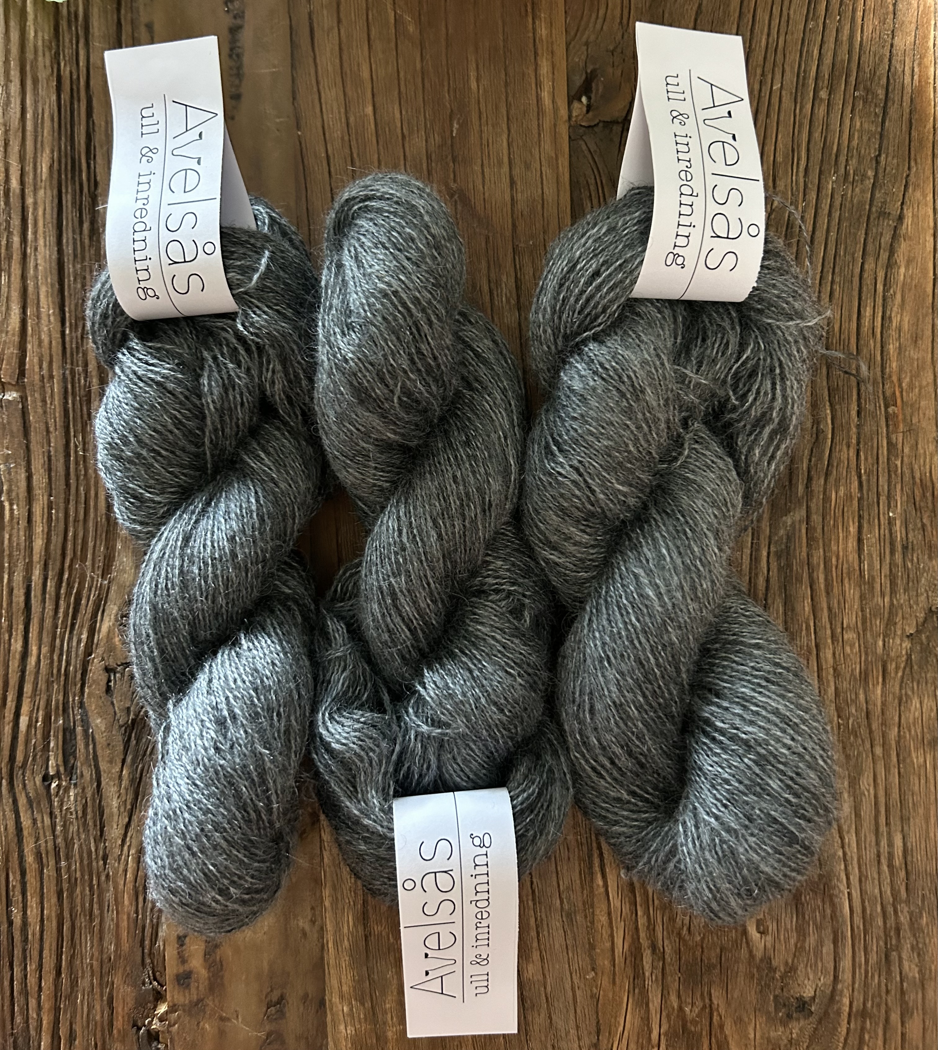 2-ply sock yarn Thunder Sky