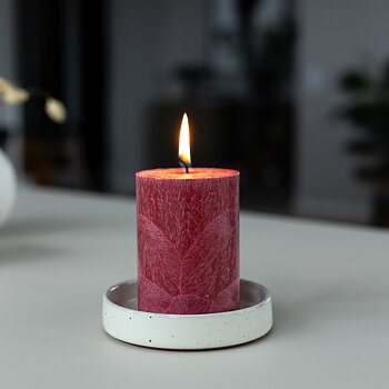 Shea pillar candle 67 x 100 mm  Red