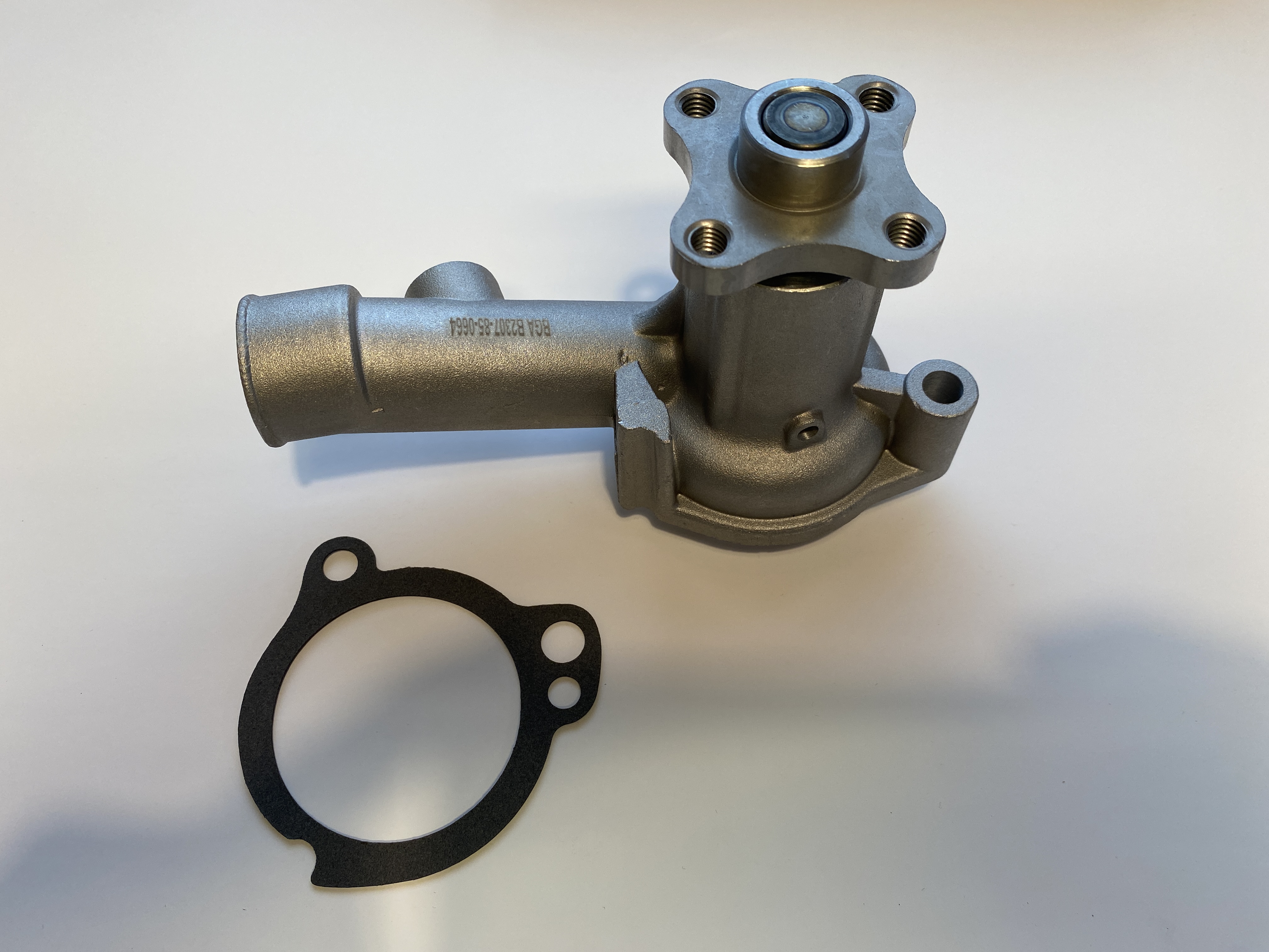 Vattenpump OHV/KENT/CROSSFLOW 0.9-1.6l Capri/Cortina/Escort