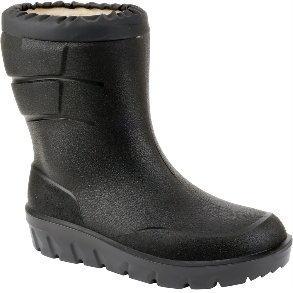 Igloo Termo PU Low -50°C. Black low-cut boot with a gray sole. White background. White inner lining made of wool and polyester. The top of the boot has a black snow collar.