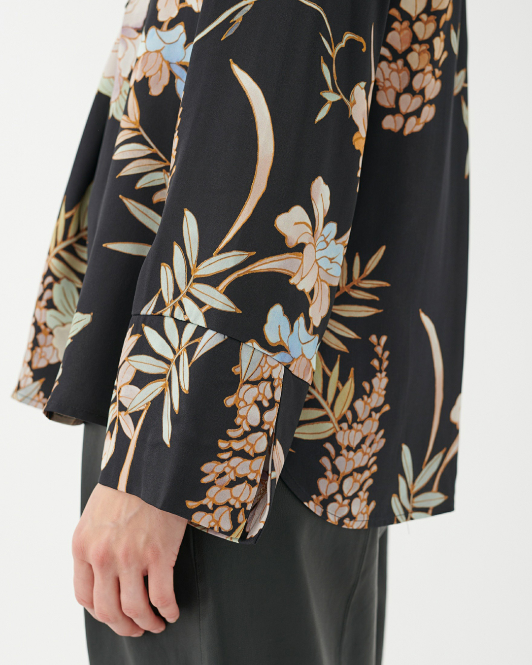 Blus Janet mimosa mönstrad svart - 3