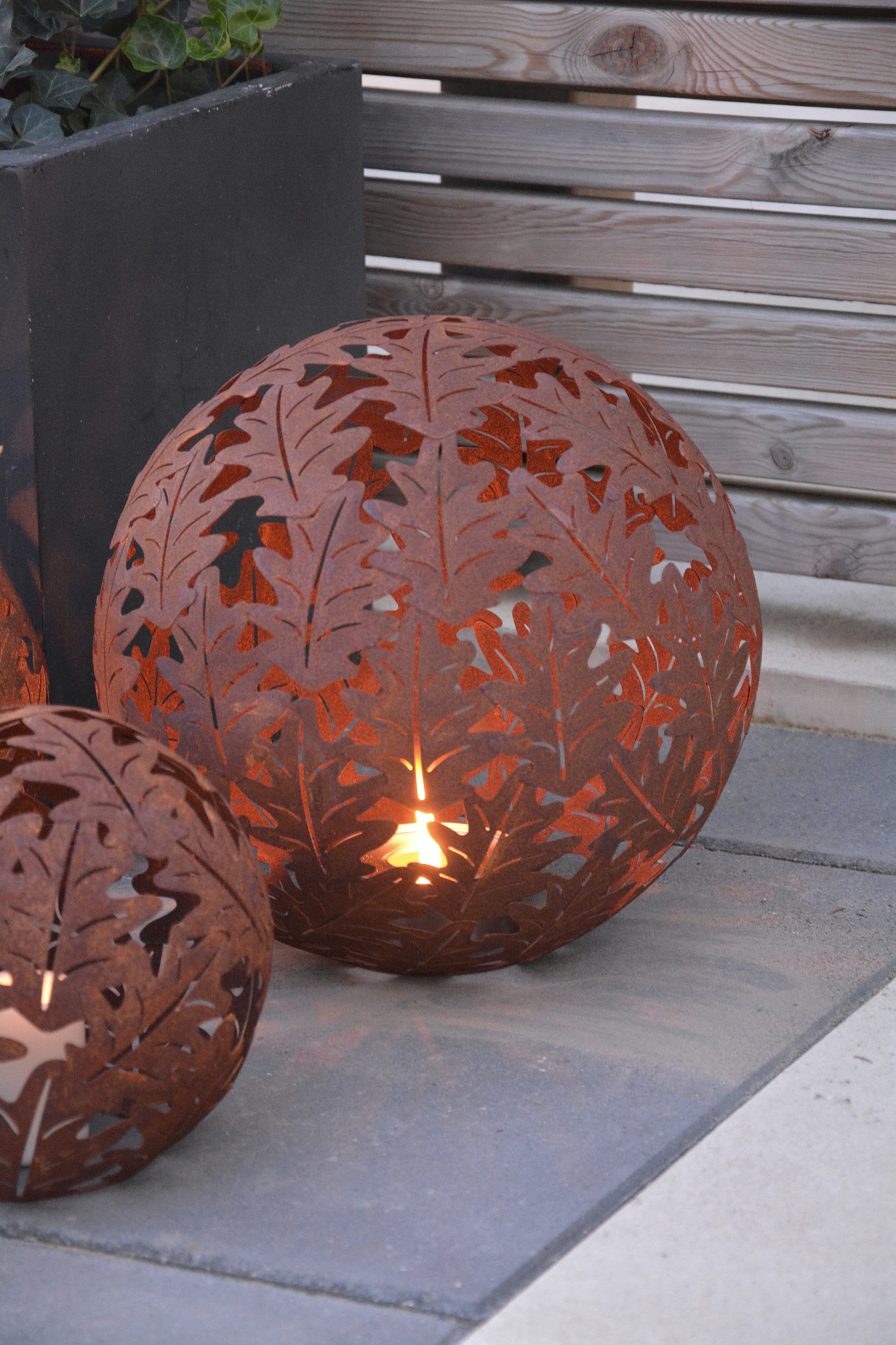 Rostigt klot eklöv 34 cm. Marschallhållare - ekklot