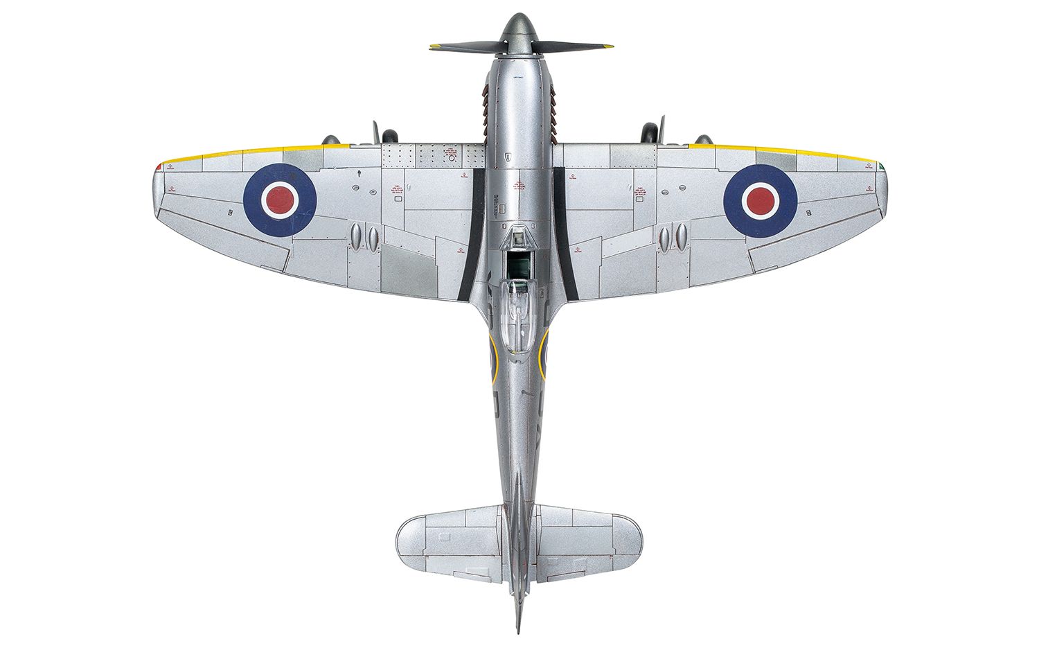 Airfix Modellflyg A02110 Hawker Tempest Mk.V Post War - 5