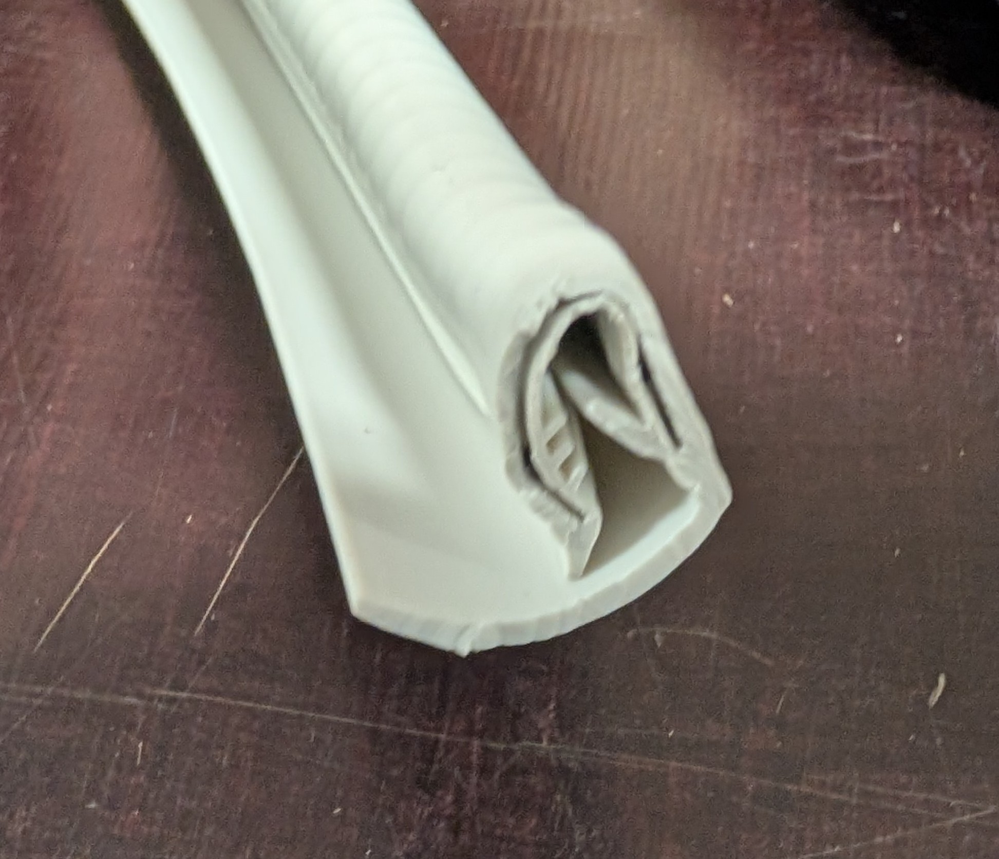 List sealing door lining - 2
