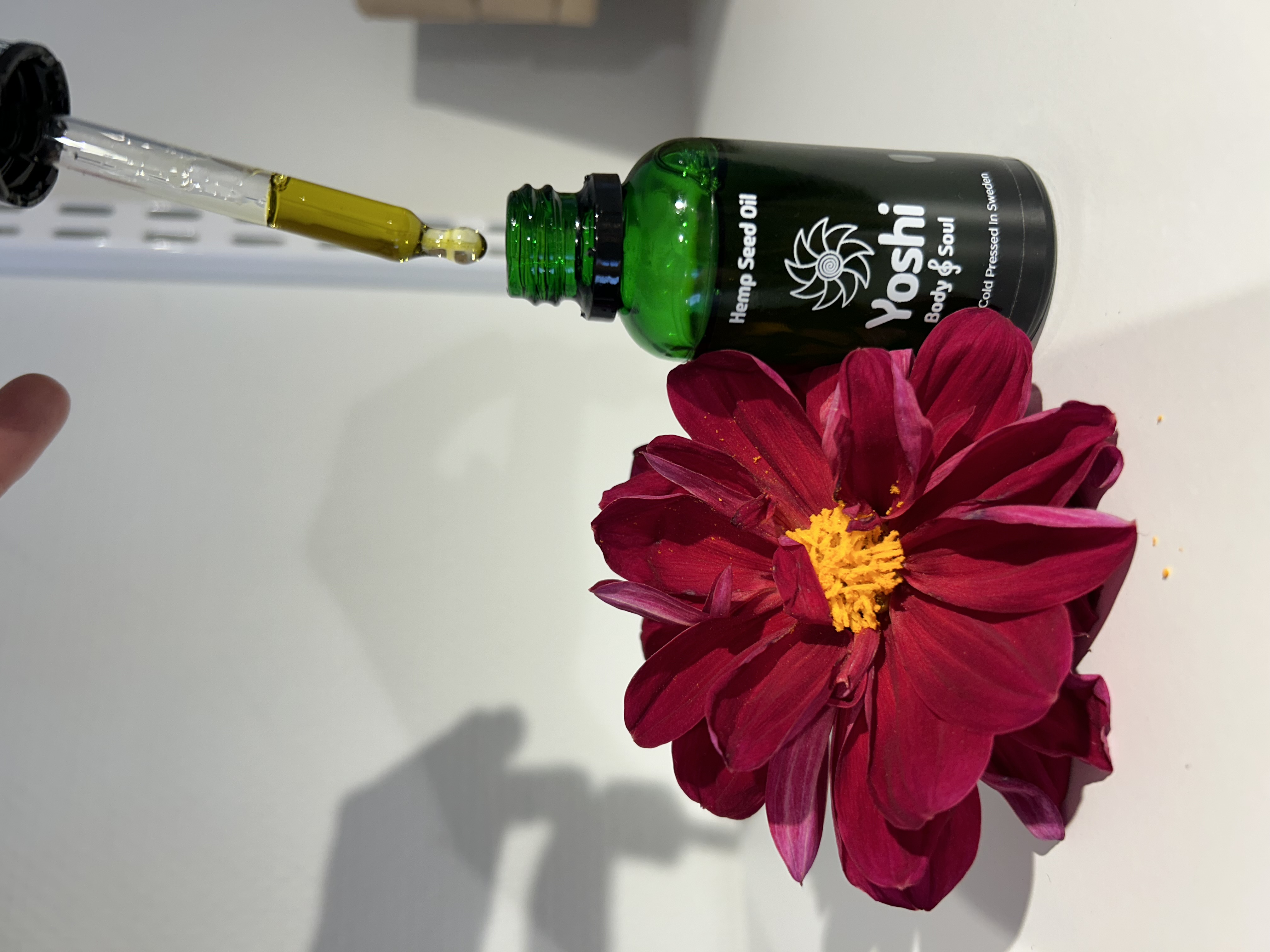 Yoshi Hemp Seed Oil 30 ml - 2