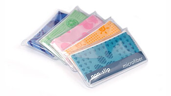 Microfiberduk med grepp i plastficka