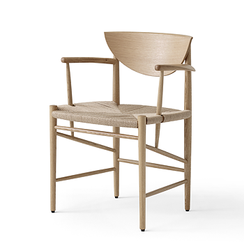 Drawn HM4 Armchair - & Tradition - Quickship