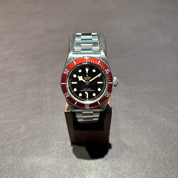 SÅLD 23 September 2024 för 40.000:- Tudor Black Bay 41