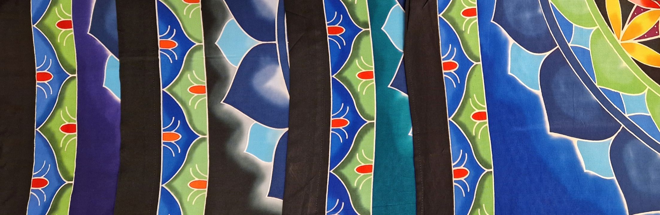 Väggbonad / Flagga, Handgjord Batik - Livets Blomma Lotus Ram - 2
