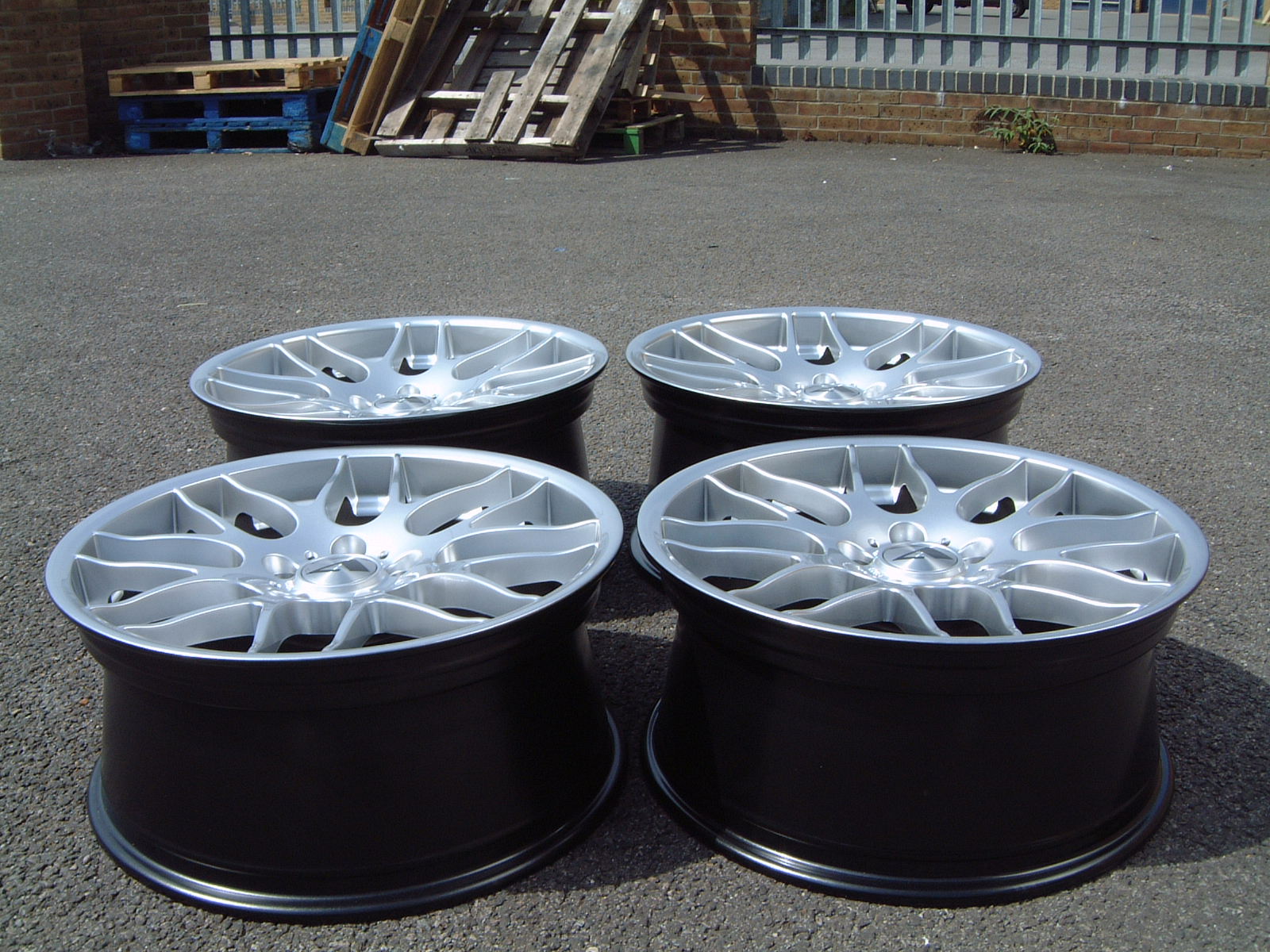 19" Atomic CSL Hyper silver 5x120 - 2