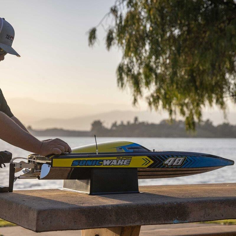 PROBOAT Super Sonicwake 48inch 8S Self-Righting Brushless Deep-V RTR - 22