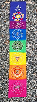 Väggbonad / Flagga, Handgjord Batik - Chakra Multi