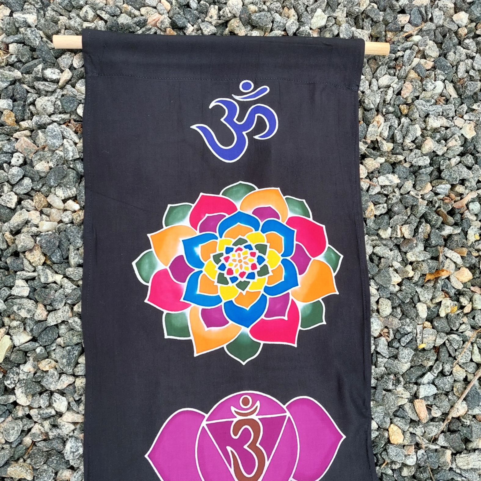 Väggbonad / Flagga, Handgjord Batik - Chakra Stor - 3