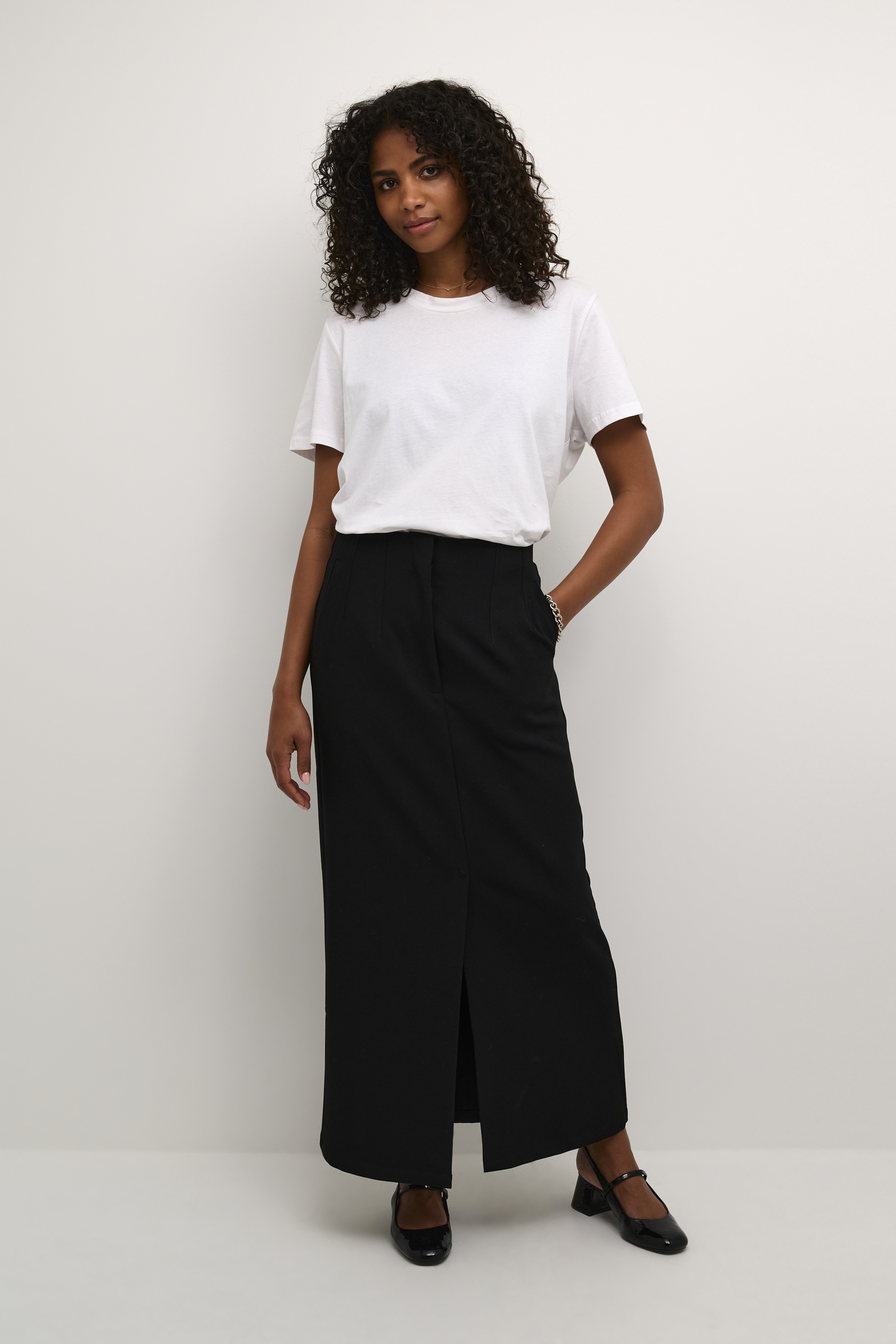 KAhella Skirt  Black Deep  Lång svart kjol - 5