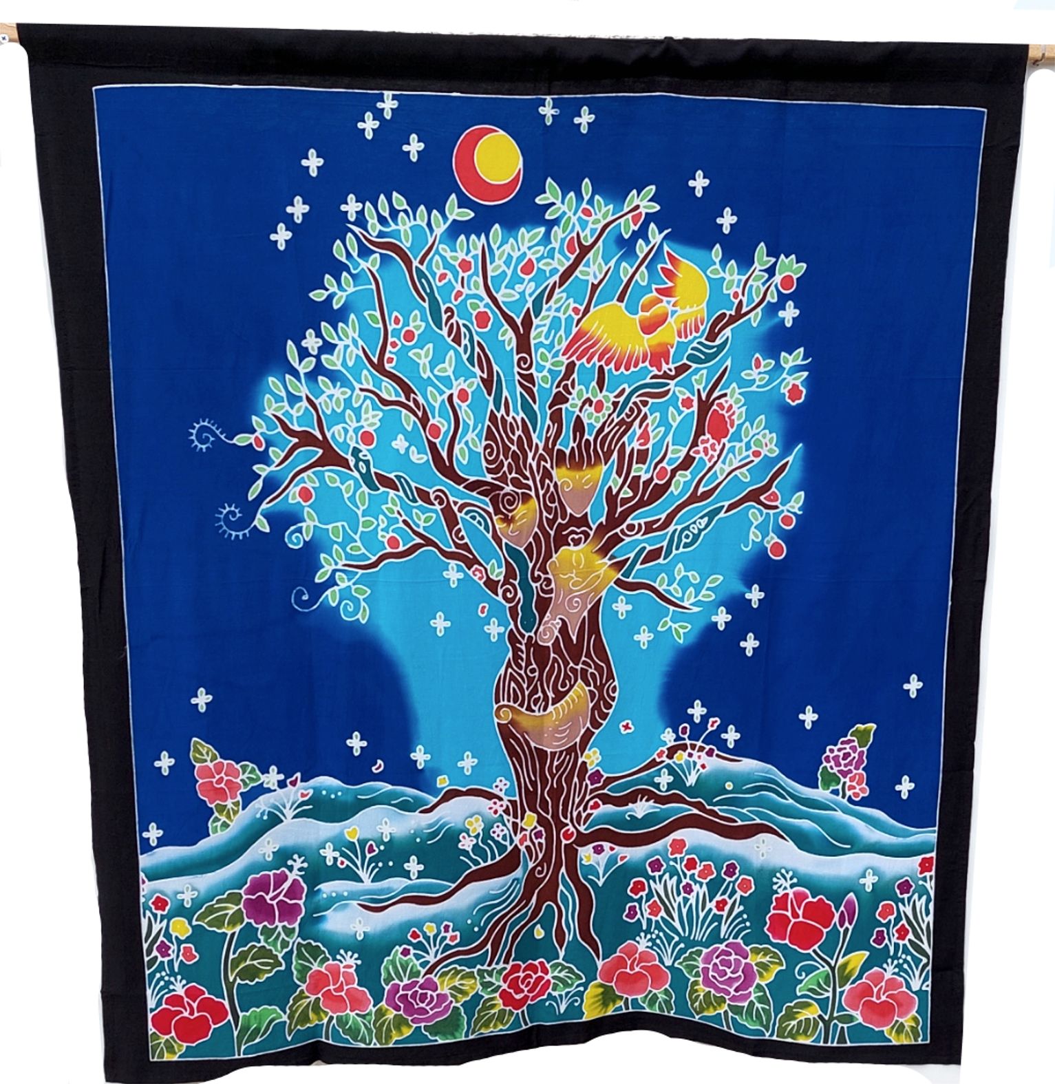 Väggbonad / Flagga, Handgjord Batik - Livets Träd