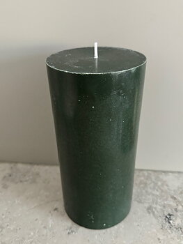 DARKGREEN Pillars SWAN-label 100% stearin 9,6x20cm